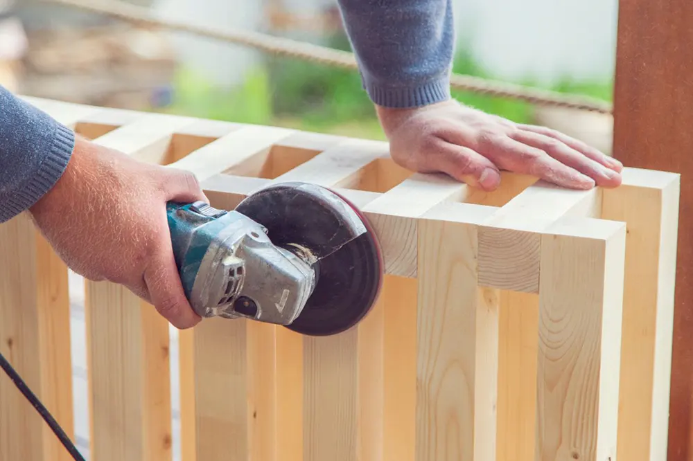 Carpenter in Dubai building custom joinery — EnergiaWorks